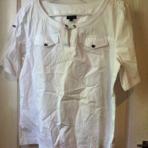 Talbots ss size 14 white blouse with brass button accents